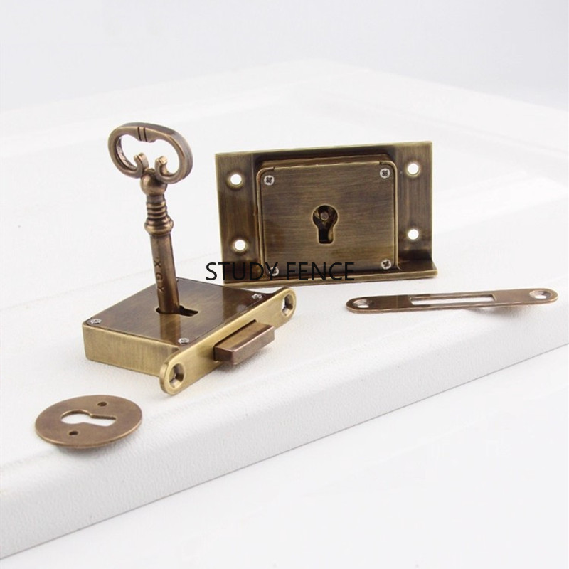 1PC Antique Metal Drawer Lock  - Furniture Hardware Locks recensie en prijs